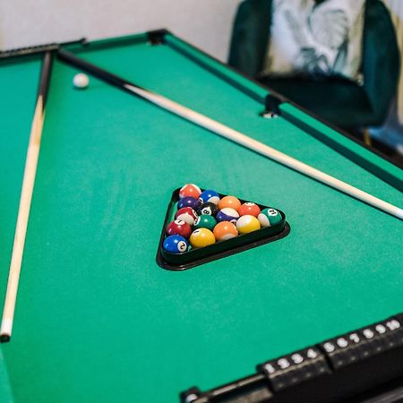 マンチェスター Rest&Recharge At A Spacious Townhouse By The Etihadヴィラ エクステリア 写真