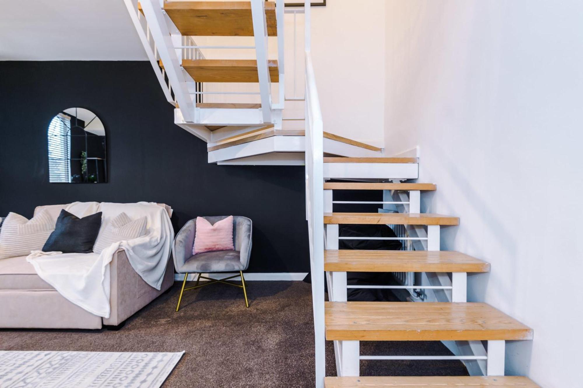 マンチェスター Rest&Recharge At A Spacious Townhouse By The Etihadヴィラ エクステリア 写真