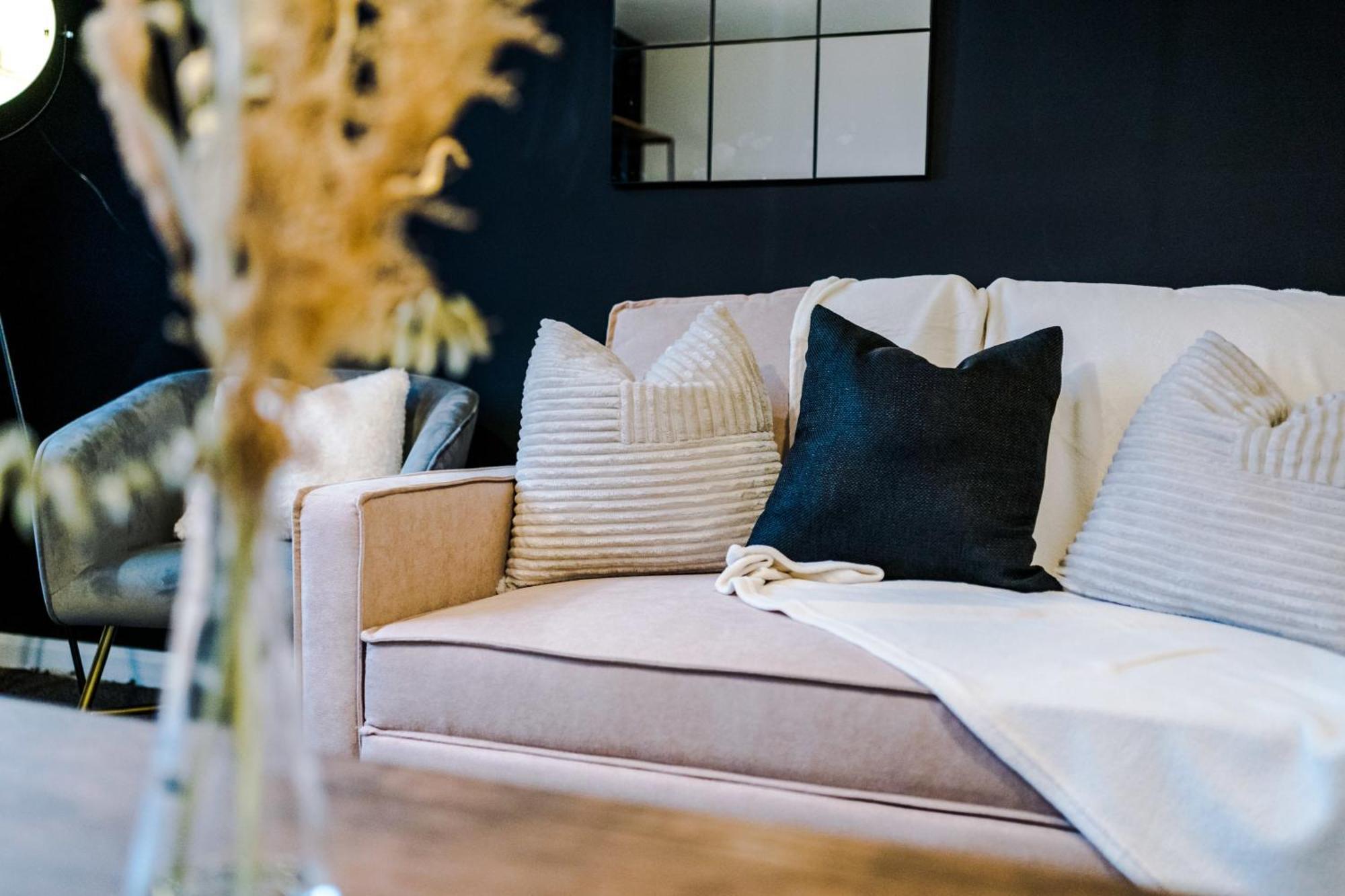 マンチェスター Rest&Recharge At A Spacious Townhouse By The Etihadヴィラ エクステリア 写真